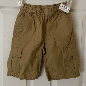 NWT Children’s Place Cargo Shorts Size 6